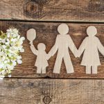 paper-family-picture-id924555228-1
