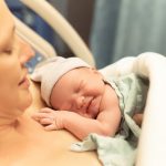 mother-with-her-new-born-baby-picture-id1206717317