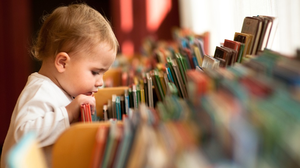 Gå på biblioteket