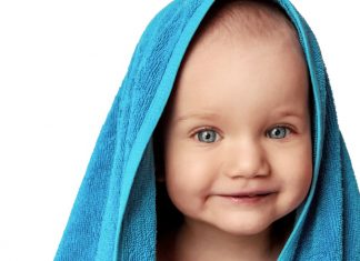 I nyere tid er Haakon langt mindre brukt enn Håkon, men den gamle skrivemåten kan være fin å velge om man ønsker å styre unna bokstaven å. Illustrasjonsfoto: iStock