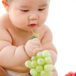 vegetarian-baby-picture-id177042282